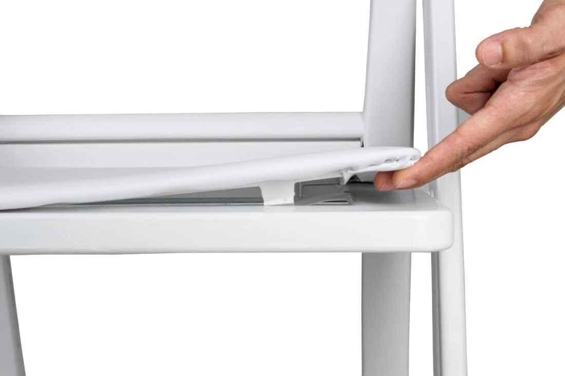 Chivari 100 Pack White Resin Folding Chair CFRW2-CX-T-100