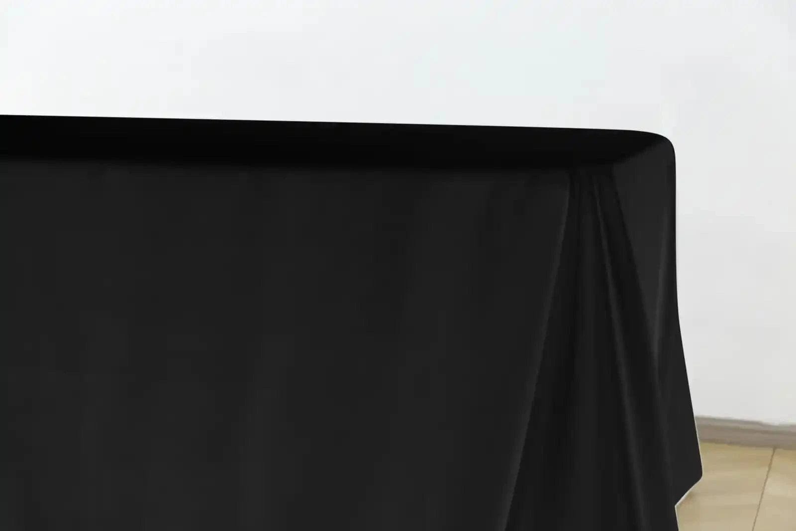 Chivari 5-Pack Black Polyester Rectangle Tablecloth 190gsm 90″ x 156″ SX-TABLPOLY-90156-BLK-5